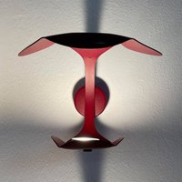 Knikerboker Le Gigine LED wall light, red