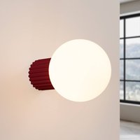 SOLLUX LIGHTING Vägglampa ORBI, mörkröd, glas/metall, Ø 12 cm, IP44, G9