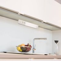 Müller-Licht Chianti 15 W - applique sous-meuble avec 2 prises