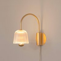 Nuura Aps Nuura LED-vägglampa Asteea, bredd 16 cm, mässingsfärgad/klar