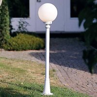 Konstsmide Arcturus path light, spherical lampshade