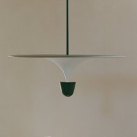 New Works LED-pendellampa Kantarell, Ø 60 cm, svart