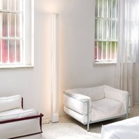 Nemo Tru lampe sur pied LED 2.700 K, laqué blanc