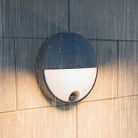 Philips Capricorn UE LED outdoor wall light, sensor, IP44