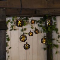 STAR TRADING Flame LED solar string lights with a flame effect