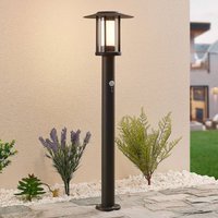Lindby LED path light Gregory, 76cm, sensor, dark grey, IP44