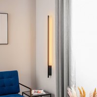 Quitani Talon LED-væglampe, sort, mat eloxeret
