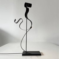 Curve LED table lamp,