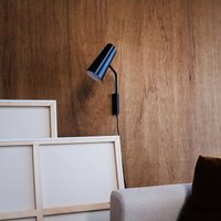 Dyberg Larsen Pallas vägglampa, svart