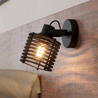 EGLO Segovia wall light, lampshade made of wooden rings