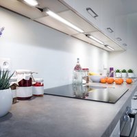 B.K. Licht Gina LED under-cabinet light, silver, 2,700 K/4,000 K