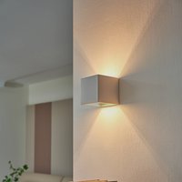 Lindby Freja wall light, white, plaster, G9
