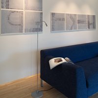 Egger Licht Egger DLS LED-golvlampa Zooom, flexibel arm, platinafärg