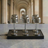 Lucande LED-batteridriven bordslampa Quill, krom, 6-pack, laddningsstation