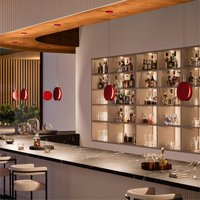 Linea Light Suspension LED Yo-Yo, rouge, 2.700 K, aluminium, PMMA, intensité variable