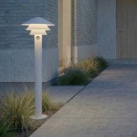 Lucande LED-väglampa Montaro, 110 cm, vit, sensor