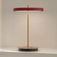 UMAGE LED-batteridriven bordslampa Asteria Move rubinröd/mässing 31 cm