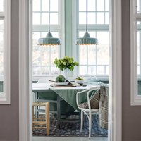 PR Home hängande lampa Wells Small, grön/guld, Ø 24 cm, kontakt