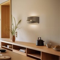 Euluna vägglampa Tornado, kaffebrun