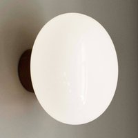 New Works Karl-Johan vägglampa, vit, trä, glas, Ø 23 cm