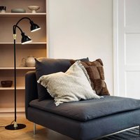 Dyberg Larsen Lampadaire Lilje, noir, hauteur 135 cm, à 2 lampes.