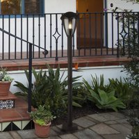 Searchlight Borne lumineuse Bluebell, IP44, noir, hauteur 97 cm, métal