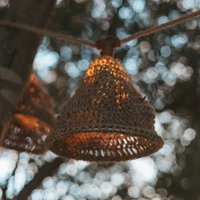 Newgarden LED-solcellsljusslinga Maro, träfärgad, jute IP44