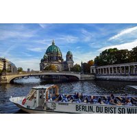 Schiffsrundfahrt in Berlin (1 Stunde) Schiffsrundfahrt in Berlin (1 Stunde)