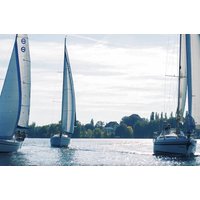 Segeltörn Berlin (3 Std.) – Stadttrubel adieu! Segeltörn mit Berliner Flair Segeltörn Berlin (3 Std.) – Stadttrubel adieu! Segeltörn mit Berliner Flair