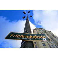 Stadtführung Karl-Marx-Allee Berlin (2 Std.) Stadtführung Karl-Marx-Allee Berlin (2 Std.)