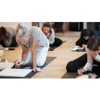 Jochen Schweizer 20% Rabatt auf Yoga Malen und Wein in Berlin sichern