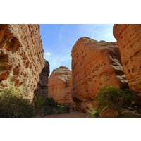 Private Hiking Tour: Pingshanhu Grand Canyon and the Horse Hoof Temple Grottoes