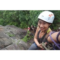 Half day rock climbing and rappelling experience just in Taipei city, Taiwan