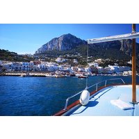 Private boat tour around Capri with Classy Gozzo