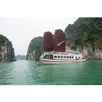 3 Days 2 Nights on Swan Cruises visiting Bai Tu Long bay Thien Canh Son cave
