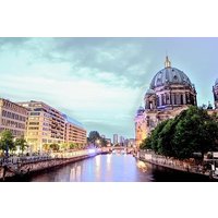 Private Scenic Transfer from Munich to Berlin with 4h of Sightseeing