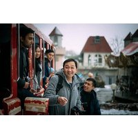 Private Photo Session with a Local Photographer in Incheon