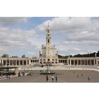 SMALL GROUP(2-6pax) Lisbon to Obidos+Fatima+Nazare) PRIVATE TOUR
