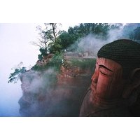 Leshan Giant Buddha and Jinli Ancient Street Day Tour