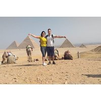 Private Full-Day Tour to Egyptian Museum and Giza Pyramids