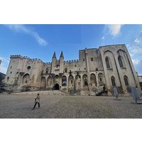 Marseille Provence Airport transfer ↔ Avignon
