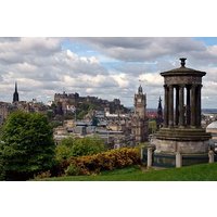 Grand tour of Edinburgh with all of the most popular & main tourist attractions