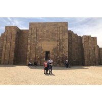Tour to Memphis , Sakkara and Dahshour Pyramids with Egyptian Lunch from Cairo
