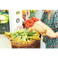 Market tour and lunch or dinner at a local's home in Ostuni