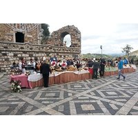 Best of Godfather and Taormina Tour with Street Food Tasting