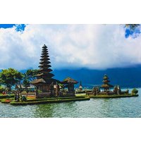 Full Day Bedugul, Jatiluwih & Tanah Lot Volkswagen Safari