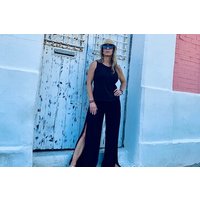 Pour & Pose: Travel Portraits with a Twist of Wine