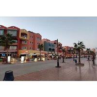 Private Guided City Tour With Handicrafts Shopping - Hurghada