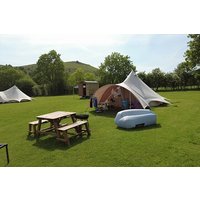 UK Camping Experience for Japanese People