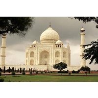 From Delhi: Taj Mahal and Agra Fort By Superfast Train